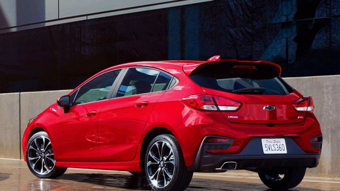 Cruze-1 Chevrolet Cruze RS - Caderno Garagem