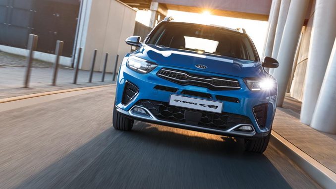 Kia Kia Stonic - Caderno Garagem