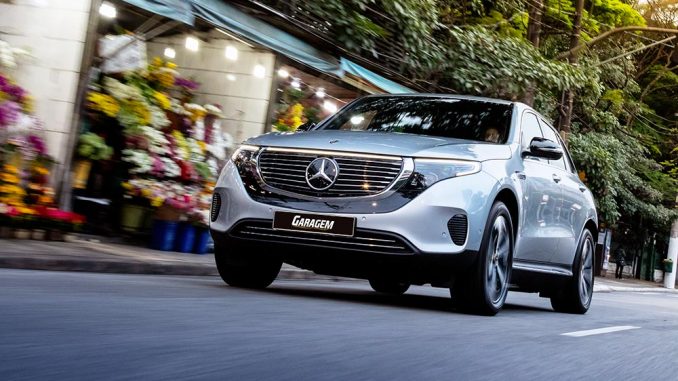 Mercedes EQC 400 - Caderno Garagem