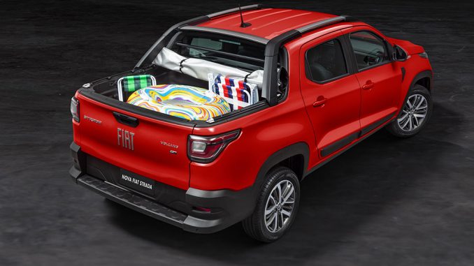 Fiat Strada Volcano - Caderno Garagem
